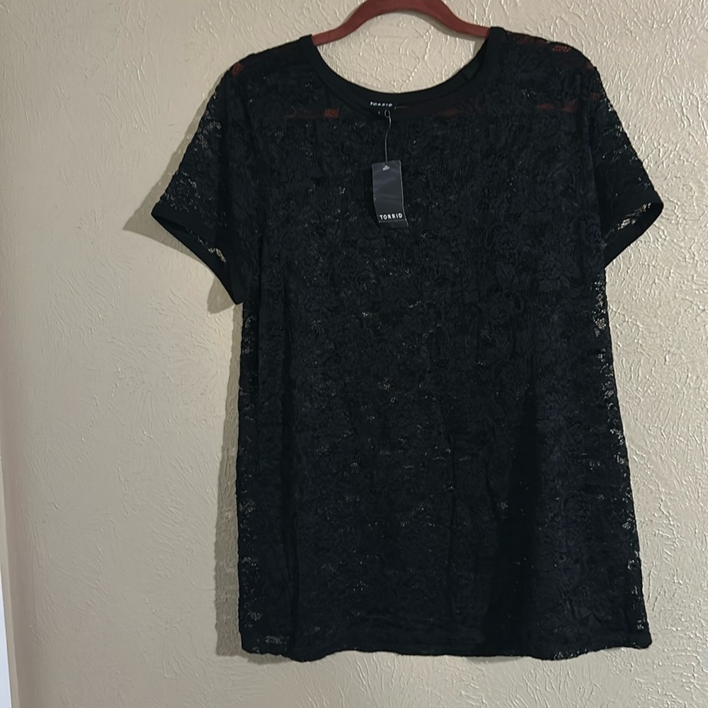 Torrid new top size 1(14-16)